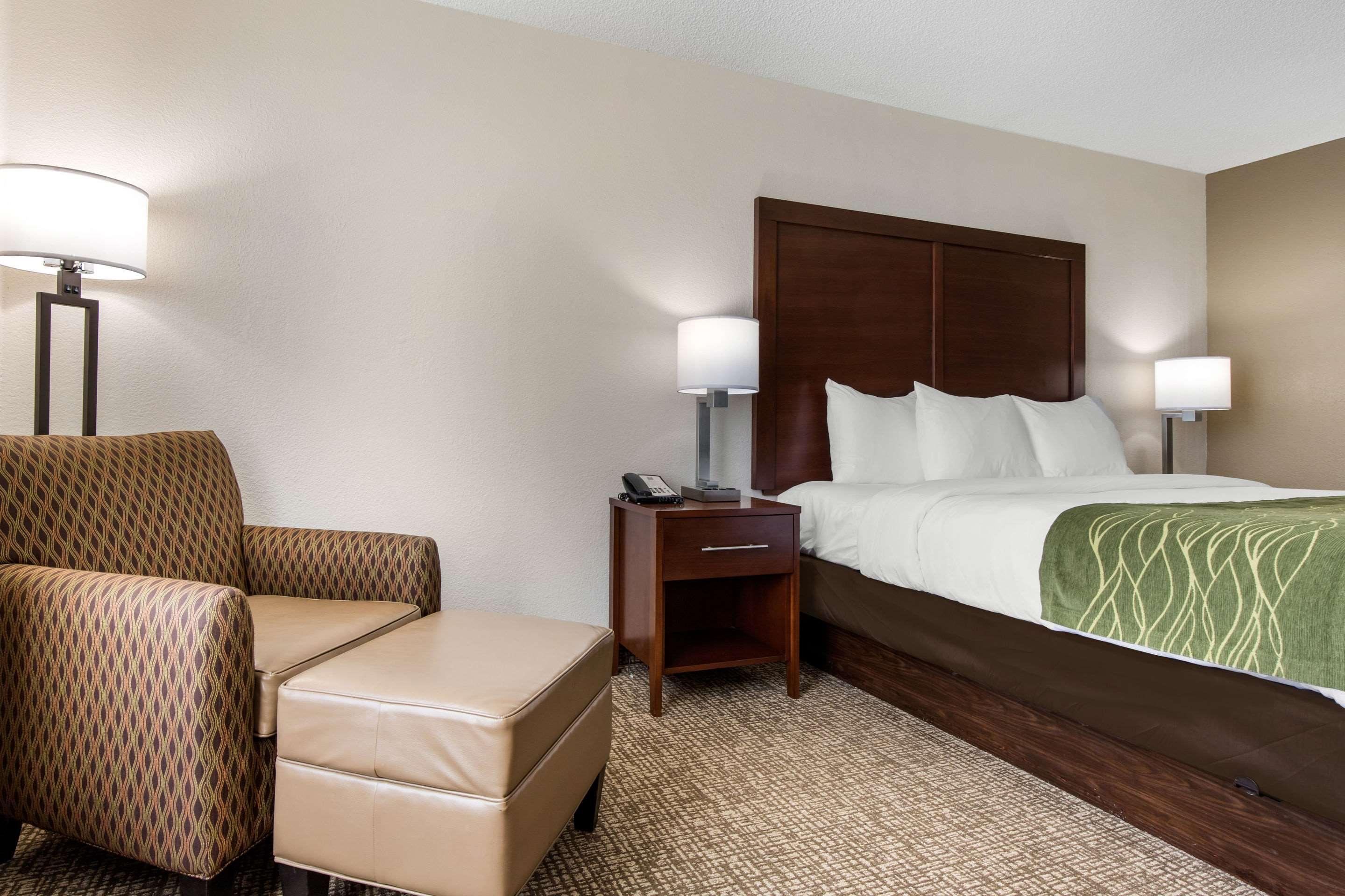 שלבי Comfort Inn מראה חיצוני תמונה
